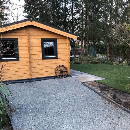 3 Slaapkamer Blokhut Met Opgemaakte Bedden Villa Putten Dış mekan fotoğraf