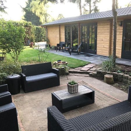 3 Slaapkamer Blokhut Met Opgemaakte Bedden Villa Putten Dış mekan fotoğraf