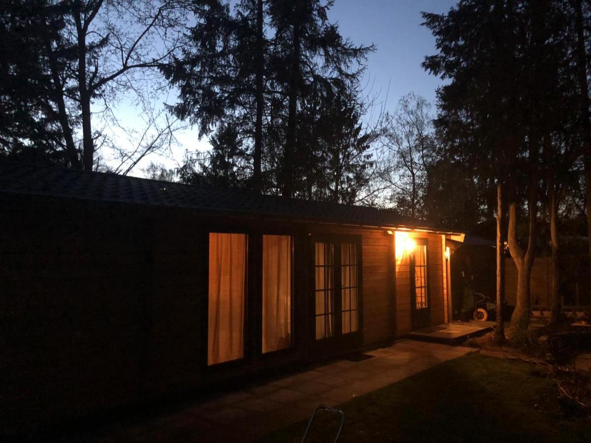 3 Slaapkamer Blokhut Met Opgemaakte Bedden Villa Putten Dış mekan fotoğraf